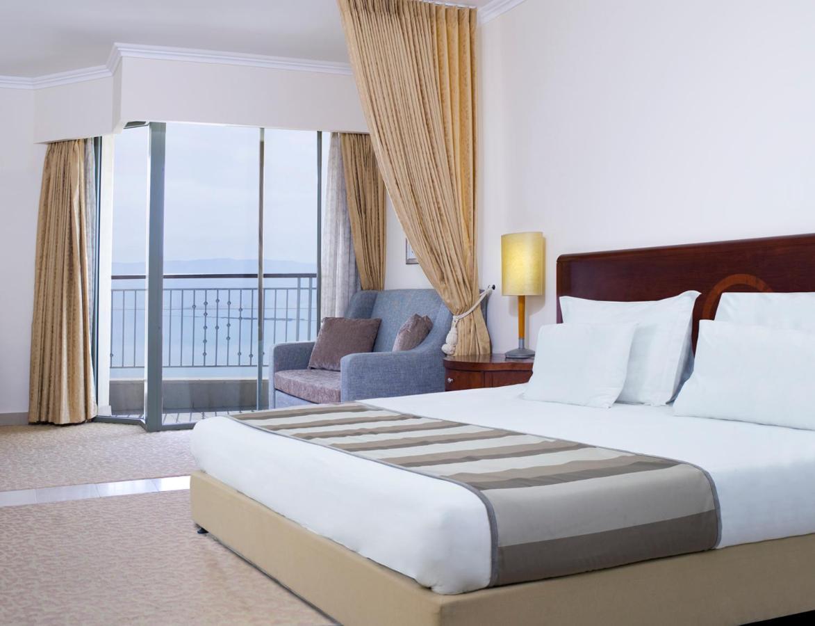 Royal Dead Sea - Hotel & Spa Ein Bokek Exteriör bild